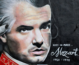 Mehr als nur "Rock Me Amadeus"