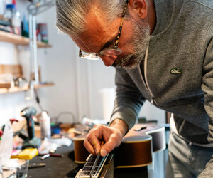 Die Arbeit als Gitarrenbauer für Slash, James Hetfield und Co.